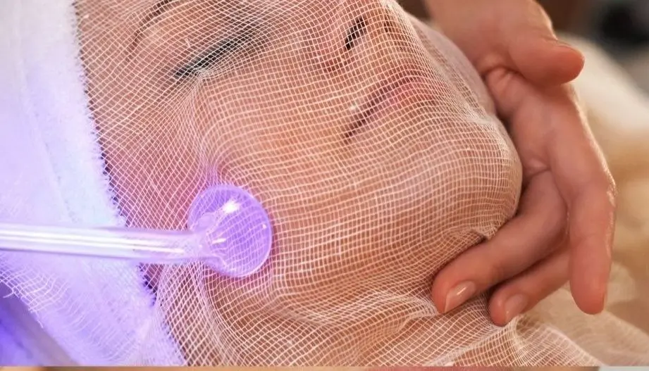 traiter l'acné avec Zemits Purekio 2.0